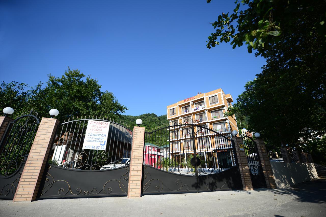 Medea Kvariati Exterior foto